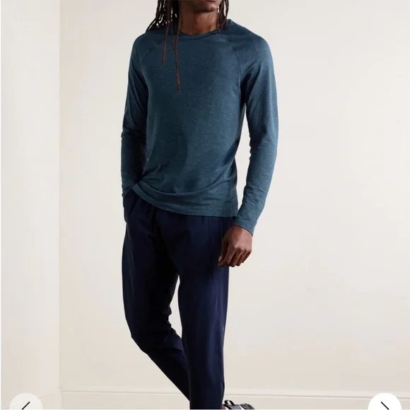 Men’s Lululemon Metal Vent Tech LS 2.0 Size Medium